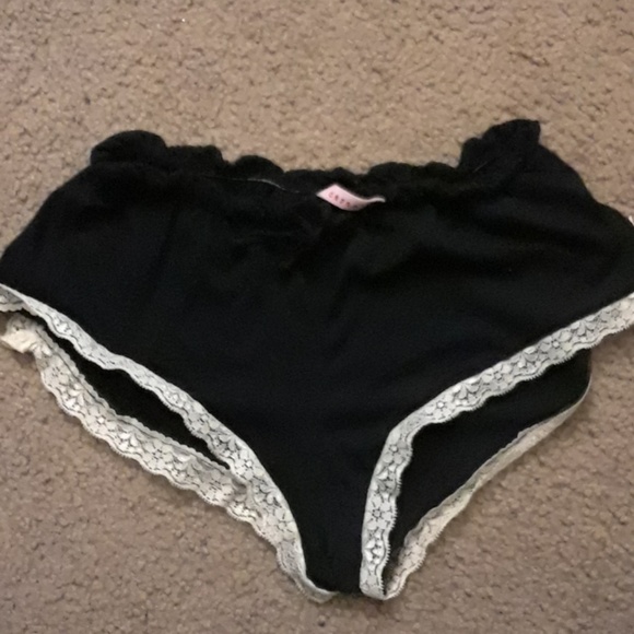 Top and bottom - Picture 3 of 3